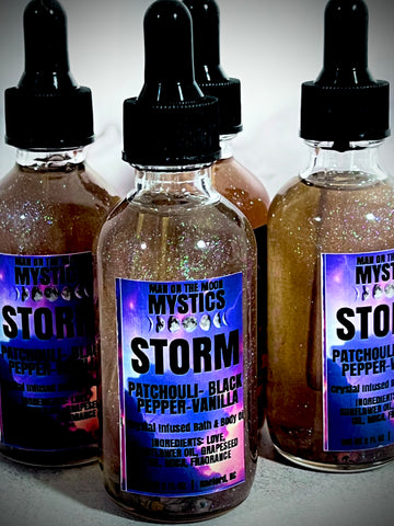 Storm bath and body oil