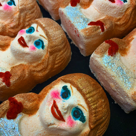 Dollface Bath Bomb